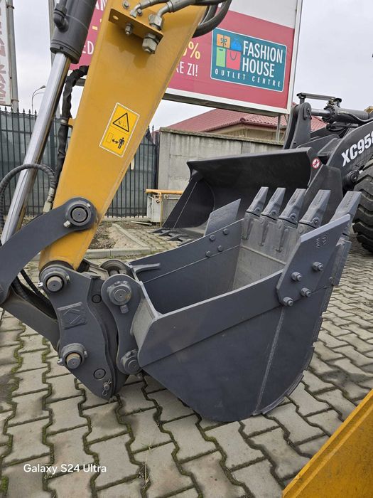 Midiexcavator pe senile XCMG XE80E, 9,5 tone  (NOU - STOC )