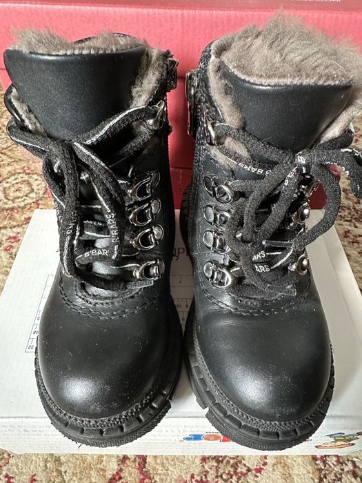 Продам зимние ботинки