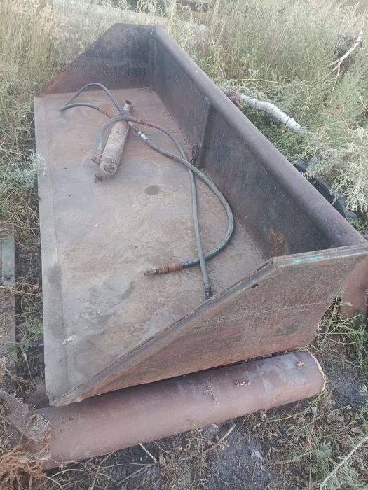 Продам ковш размер 2.25x90x50