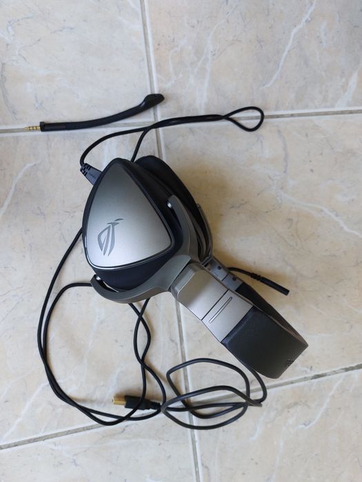 Слушалки Asus Delta Rog