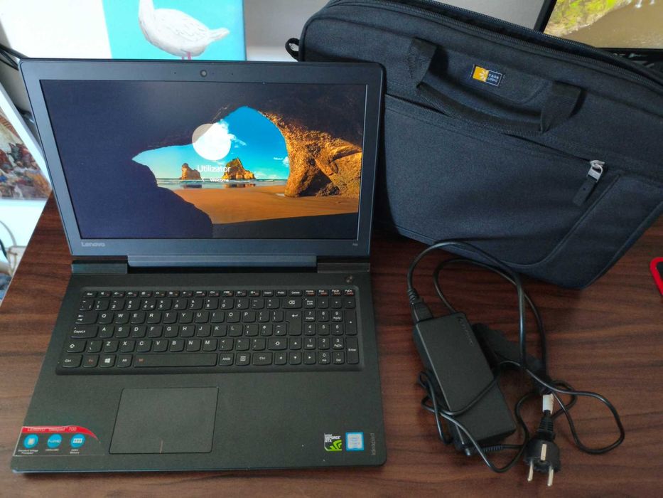 Vand laptop Lenovo IdeaPad 700-15ISK