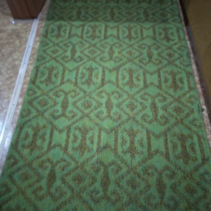 Дорожки ковровые продам