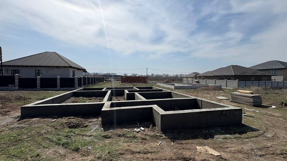 Заливка фундамента