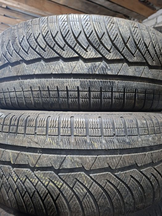 Продам шины 235/55/18  мишелин