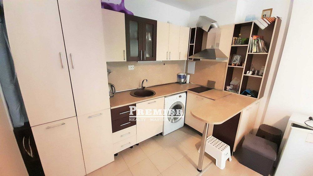 Продава се Двустаен апартамент в к.к. Слънчев бряг - 60 кв.м за 1150 €/кв.м - Снимка #3