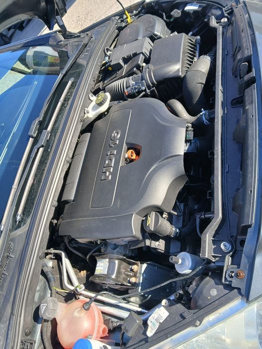 Vând Peugeot 308