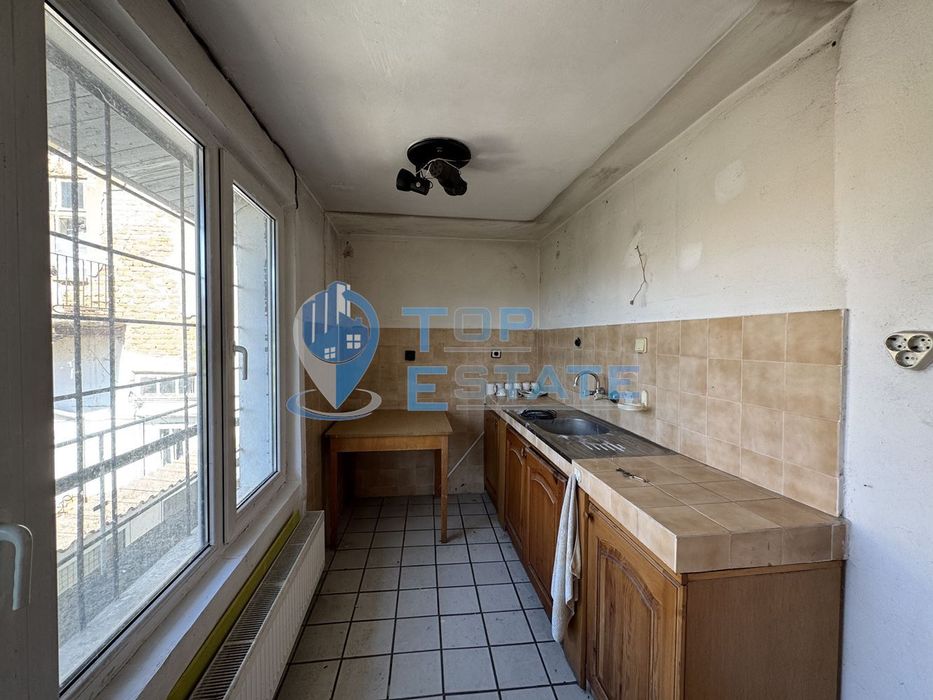 Продава се Промишлена сграда в Павликени - 327 кв.м за 81 €/кв.м - Снимка #10