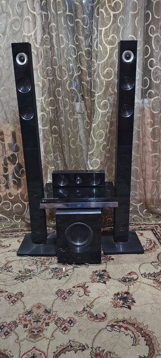 Домашний кинотеатр