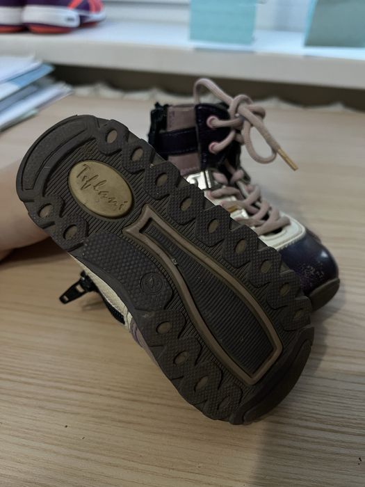 детские ботиночки Tiflani