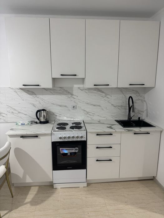 Продам кухню размером 220х210х60