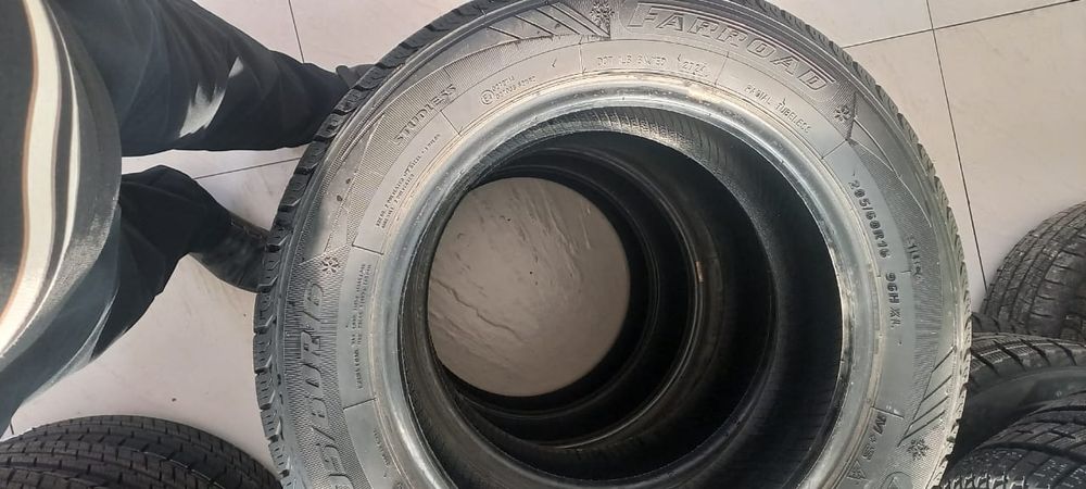 Продам шины в отличном состоянии