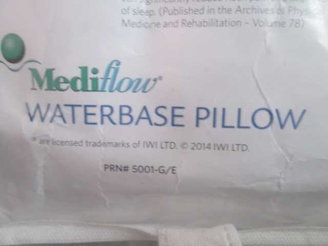 Mediflow възглавница против болки във врата с отделение за вода.