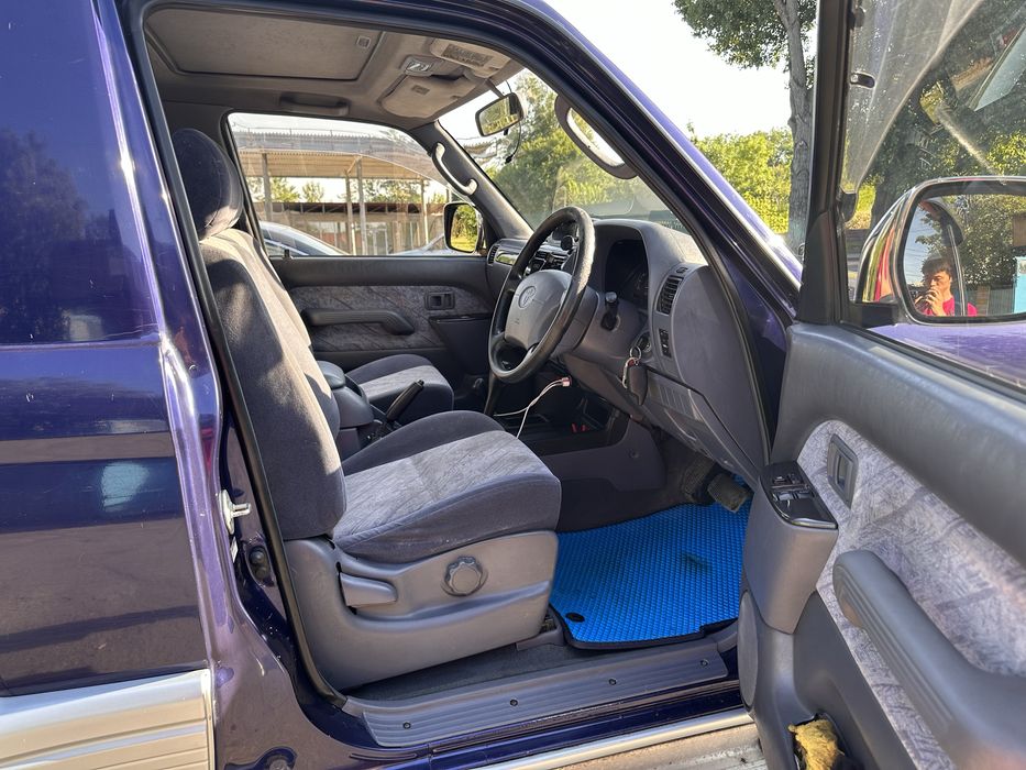 Toyota Land Cruiser Prado 90