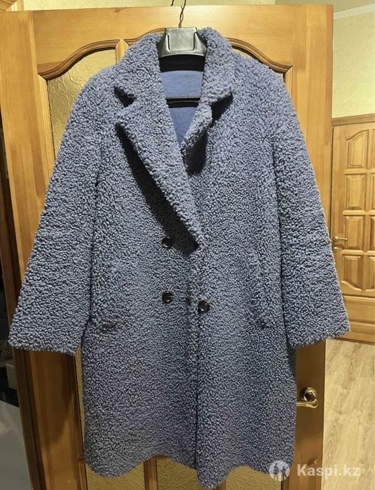 Продам шубку. Цвет огонь. Синий