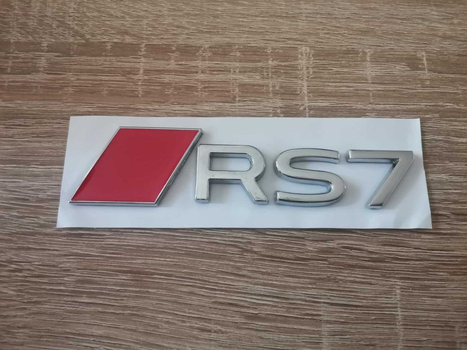 сребриста емблема Audi RS7 нов стил