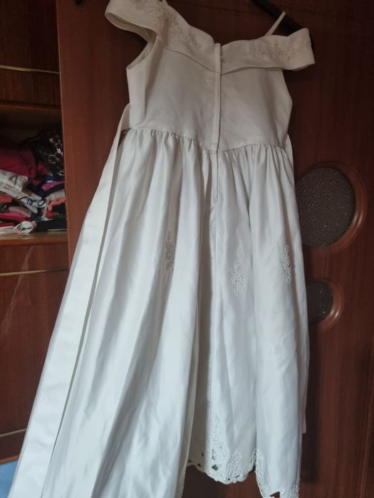 Rochițe 4-6 ani H&M și rochiță de nuntă