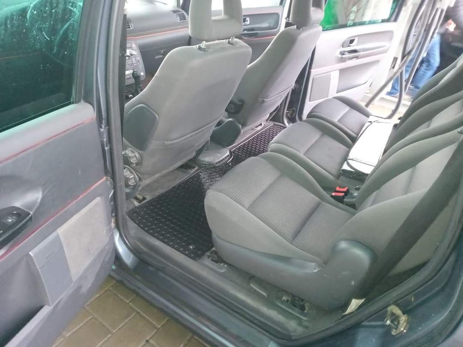 Vând Sharan 2.0 BRD an 2006 urgent