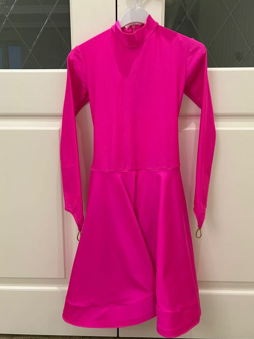 Продам все для бальных танцев