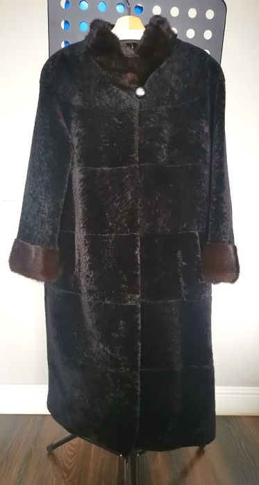 Шубка мутоновая длина миди