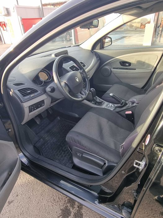 Vand Renault Megane 3, 1.6 benzina + GPL