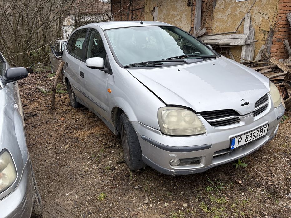 Nissan Almera Tino