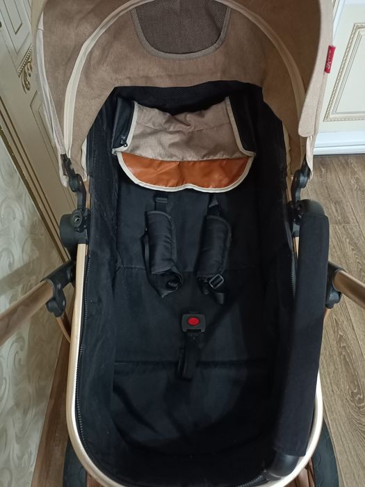 Продам детскую коляску AIMILE