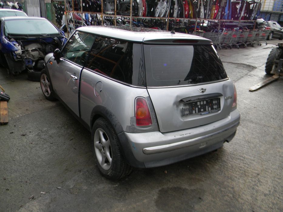 Dezmembrari Mini MINI (R50, R53) (2001-2006) Cooper Benzina