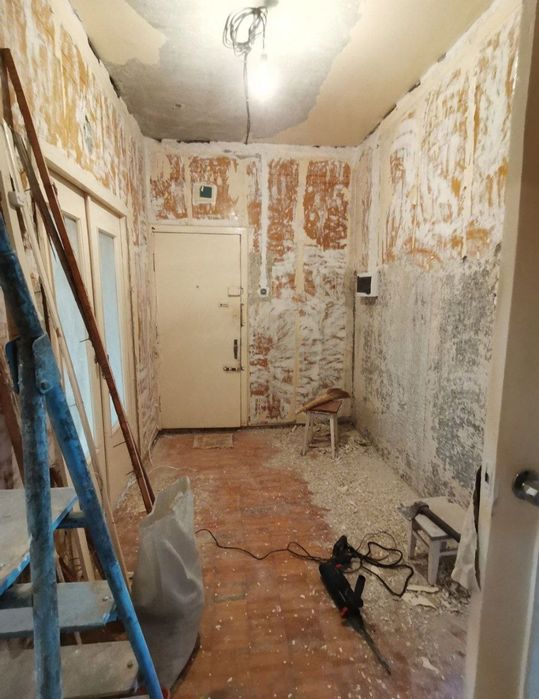 Демонтаж квартир и домов очистка старой краски и шпатлевки  быстро