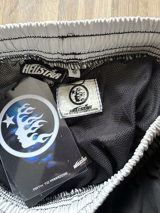 pantaloni scurti hellstar