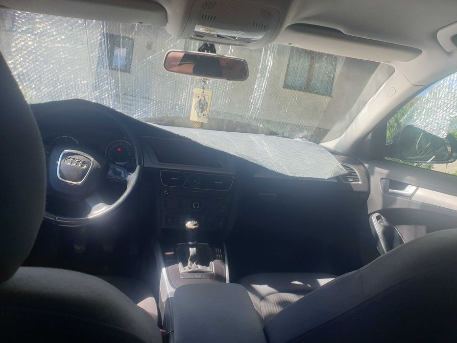 Se vinde audi a4 b8