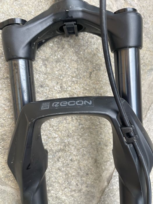 Вилка Rockshox Recon 29”
