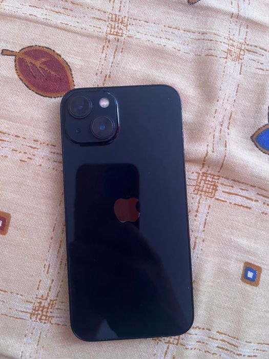 Продам айфон 13 в отличном состояние