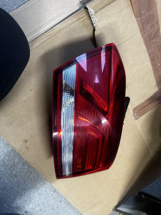 Stop stânga led vw passat b8 break.