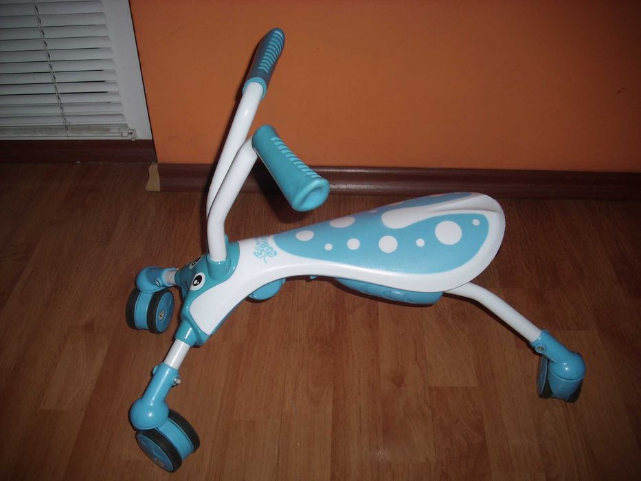 SMARTRIKE и ScrambleBug  Детско баланс колело,четириколка на 360.Промо