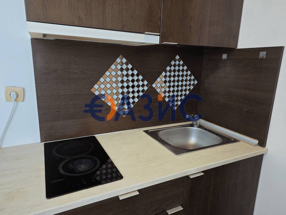 Продава се Двустаен апартамент в к.к. Слънчев бряг - 51 кв.м за 1177 €/кв.м - Снимка #14