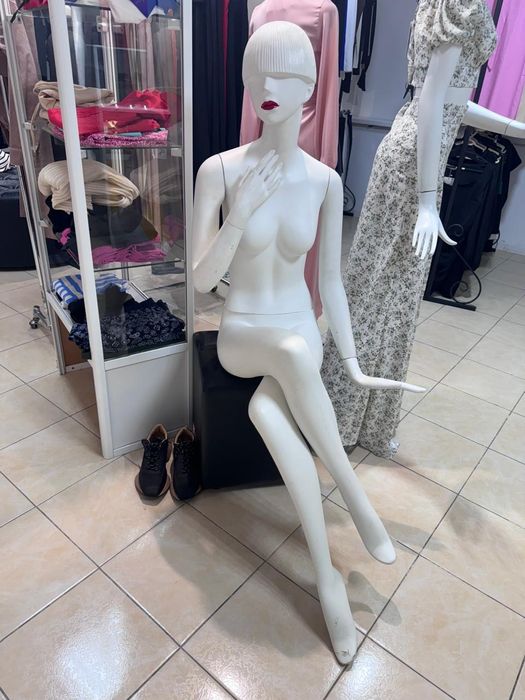 Продаётся женский манекен