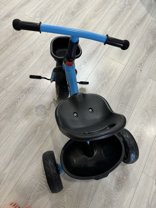 Трехколесный велосипед