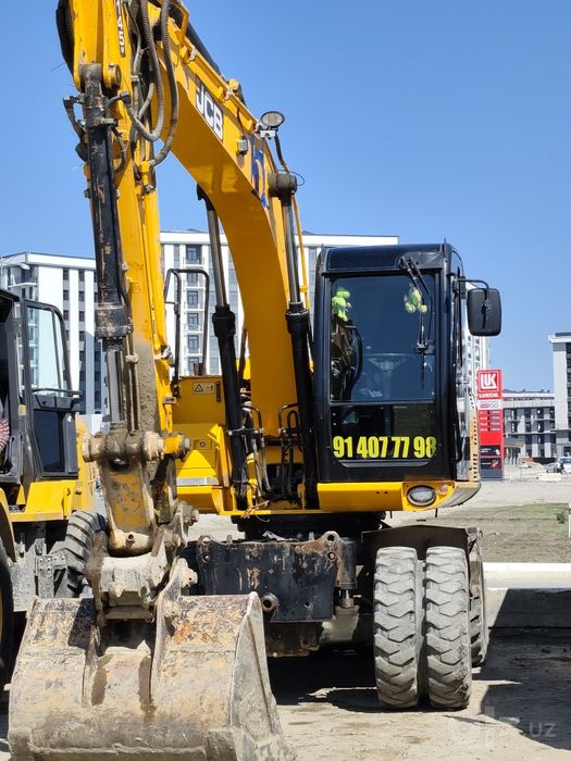 JCB 145 ekskavator 7 yarim metr lik ideal xolatda