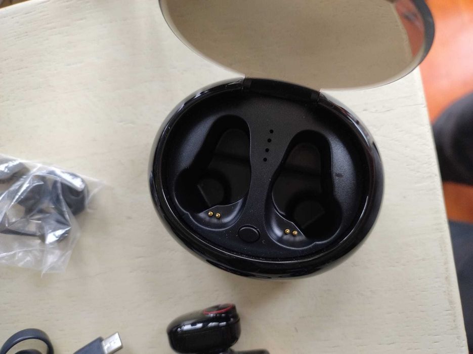 Casti wireless Plug Inn USB