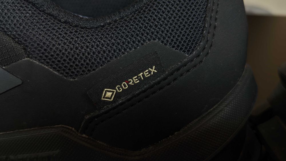 Adidas Terrex AX4 Gore-Tex