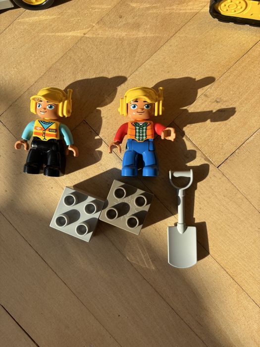 Lego Duplo Камион и Верижен багер 2+