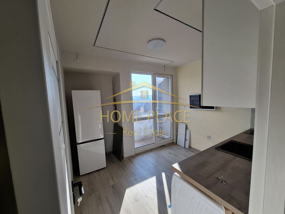 Дава се под наем Двустаен апартамент в Варна, Център - 42 кв.м за 459 € - Снимка #2