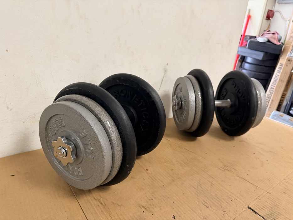 Set gantere reglabile noi 80 kg. 40 kg+40 kg=80 kg, pret 850 lei