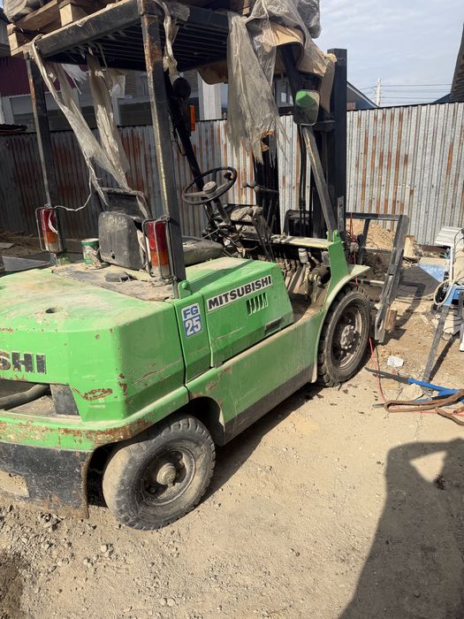 Кара Mitsubishi 2.5т