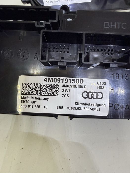 Преден панел климатроник Audi Q7 4M 4M0919158D Заден панел климатроник Audi Q7 4M 4M0820043AB