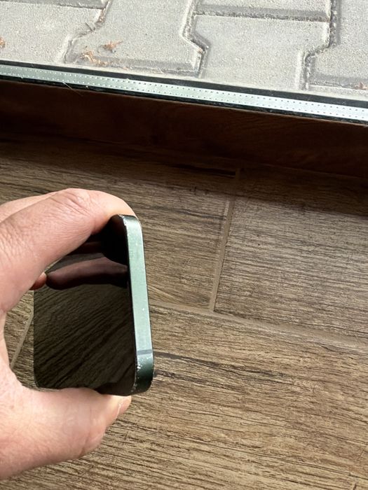 Iphone 13  128 GB зелен
