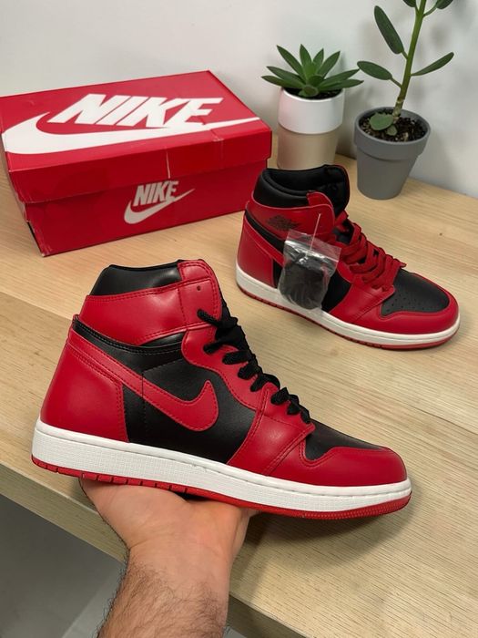 Jordan 1 varsity RED unisex colet cu VERIFICARE!