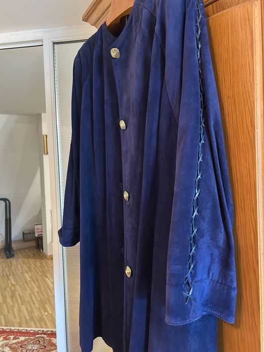 Haina din piele intoarsa