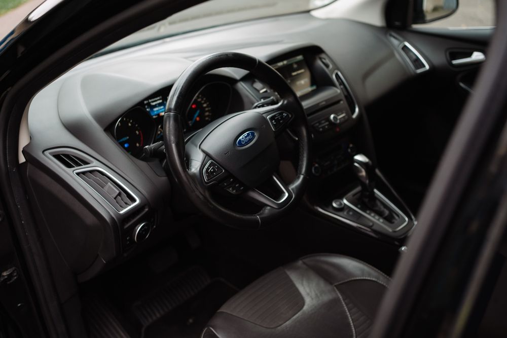 FORD Focus 2015 — imagine 4