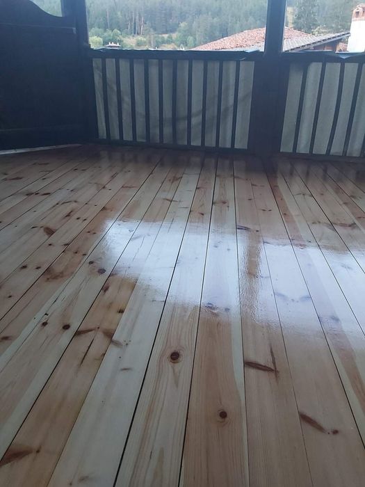 Професионално циклене на паркет и дюшеме